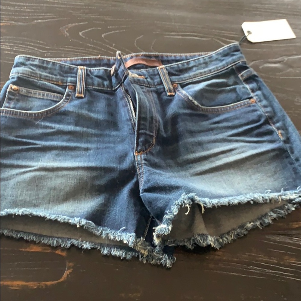 Shorts - Picture 2 of 2